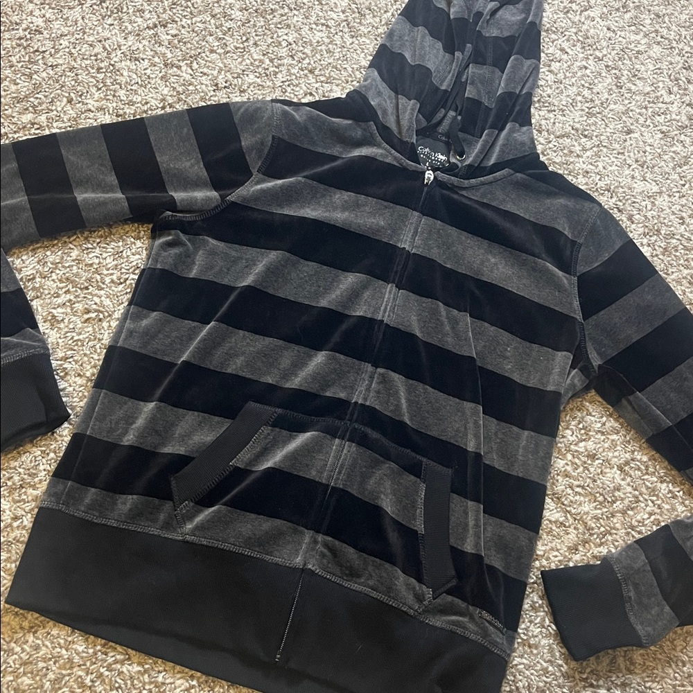 Calvin Klein Performance Quick Dry Velour Zip Up Hoodie. Size large